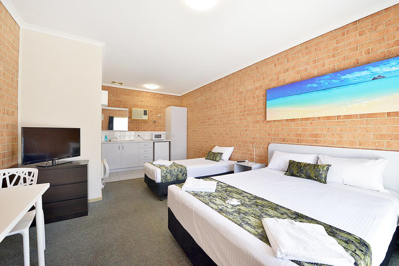 Cranbourne Motor Inn Luaran gambar