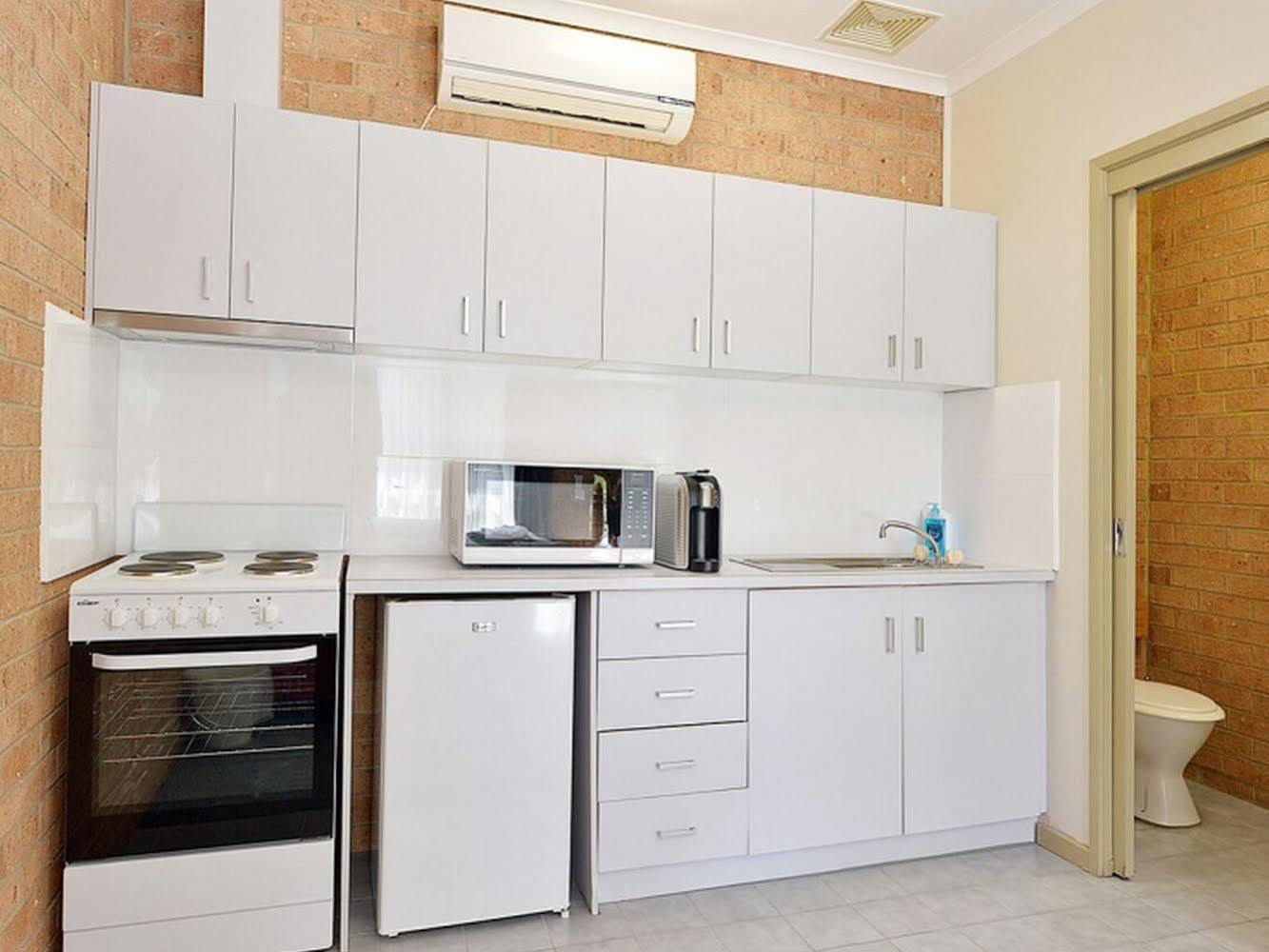 Cranbourne Motor Inn Luaran gambar